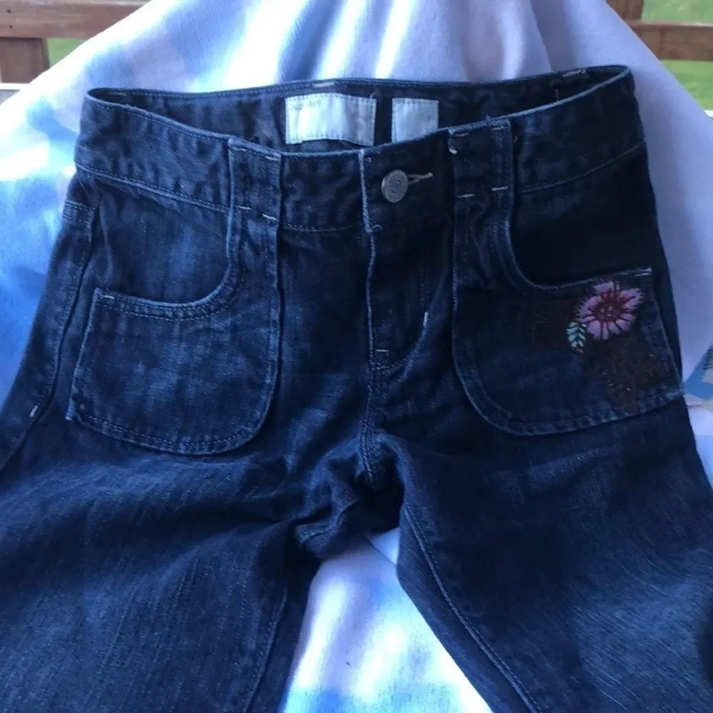 NWOT Kid Girls Size 10 Old Navy capris/jeans